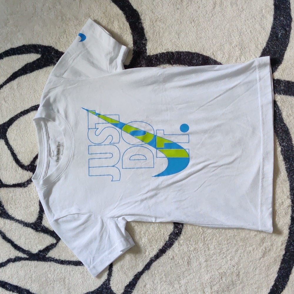 Nike/Jordan boys Bundle of 3 tops - Picture 2 of 4